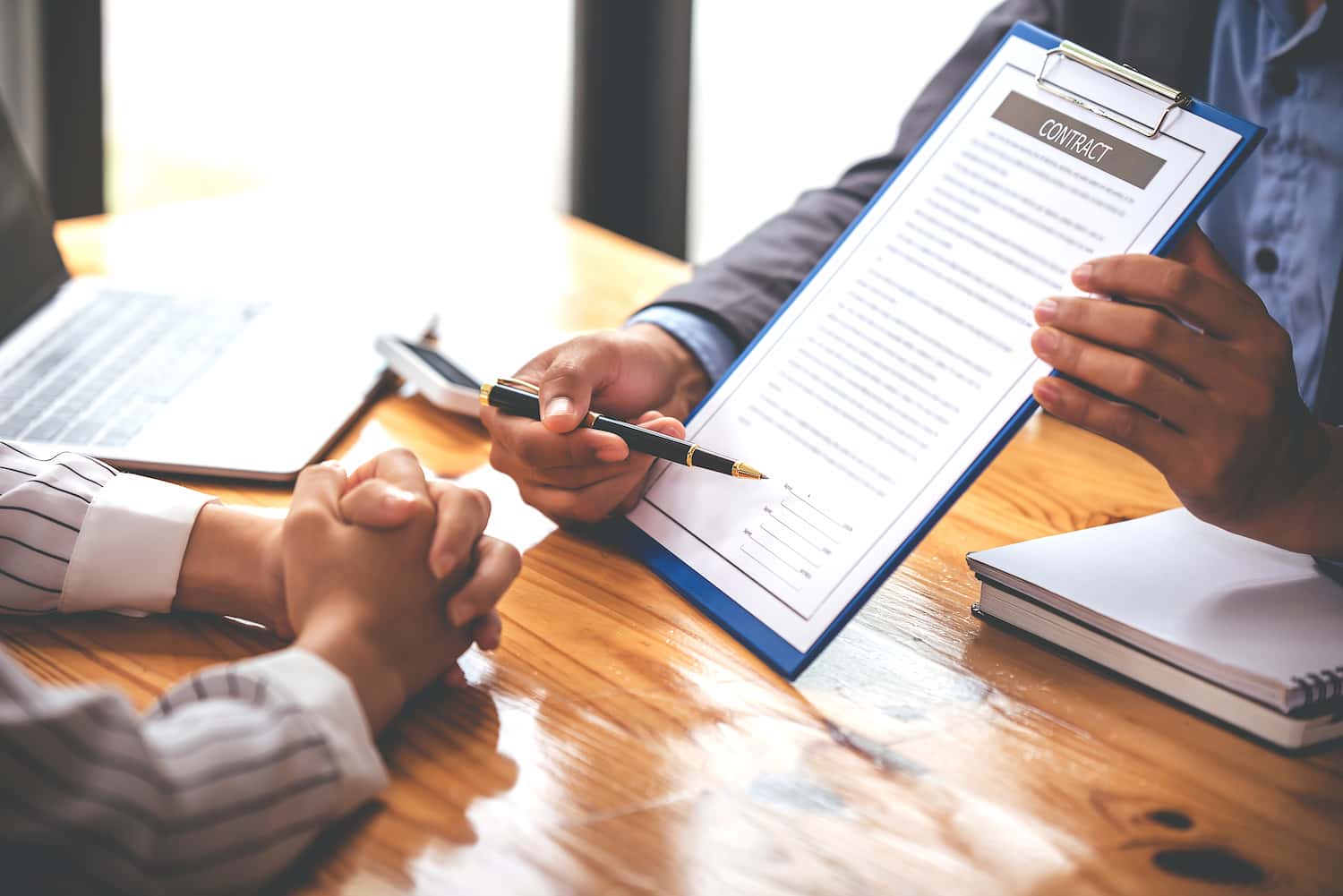 Gestão De Contratos Empresariais - Dok
